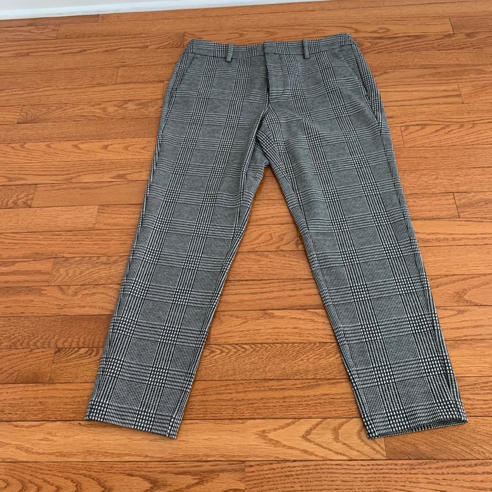 Lord&Taylor Gary Boat Cuts Pants Size:Mp